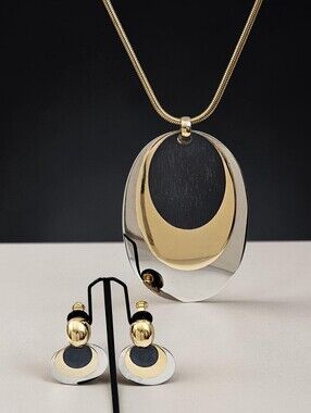 Vintage 70s Napier Triple Plaque Necklace & Clip Earring Set Gold Silver Black